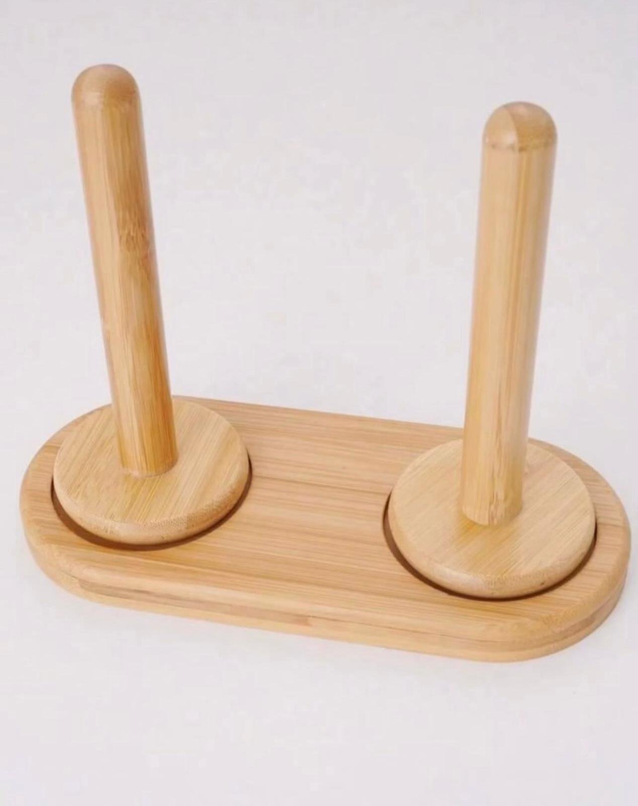 حامل خشبي بمحورين